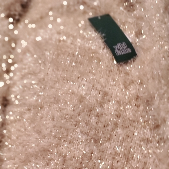 NWT Women's Fuzzy Gold Tinsel Pullover Sweater - Picture 6 of 7